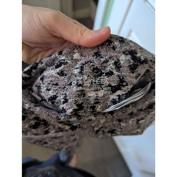 Athleta Elation Textured 7/8 Length Leggings Womens XS - Picture 4 of 4